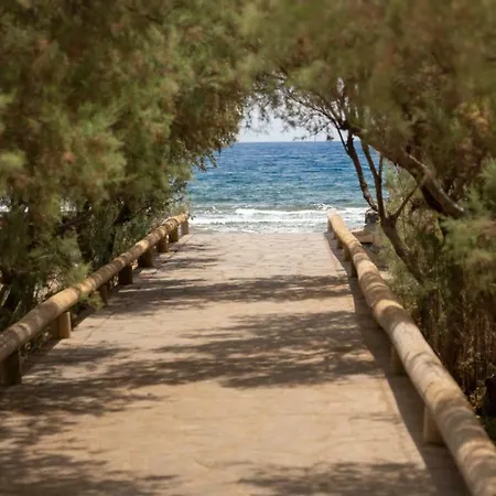 Riazor, Beach Apartment