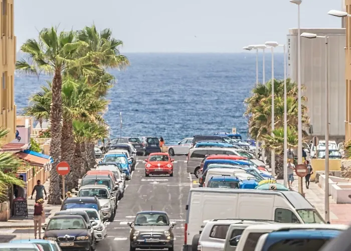 Riazor, Beach Apartment