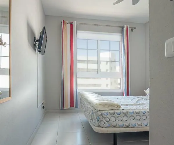 Riazor, Beach Apartamento *