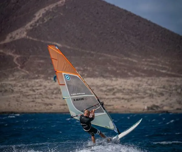 Riazor, Beach Apartment *